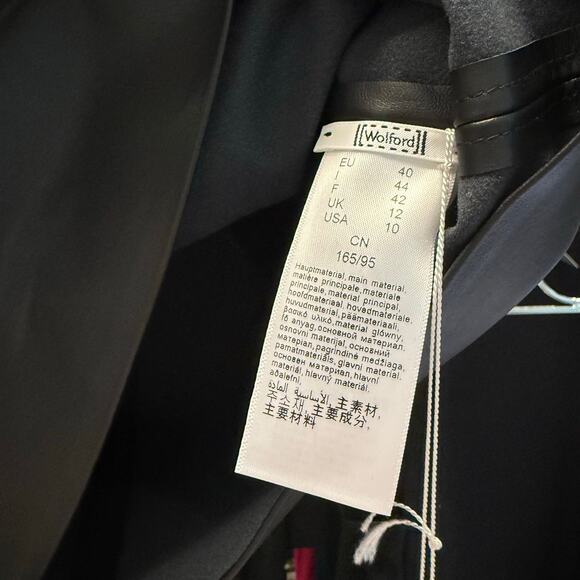 Wolford Women’s Cropped Top Vegan Faux Leather Black Size 40 US 10 Large NWT - Picture 7 of 7